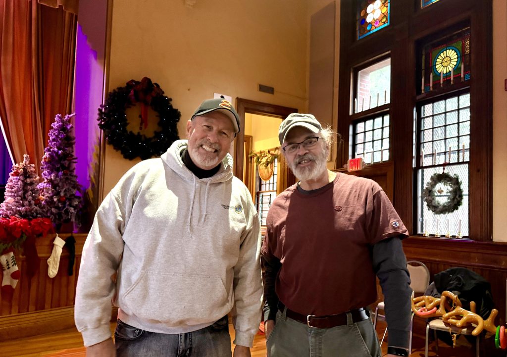 20251207_202658058_iOS_00